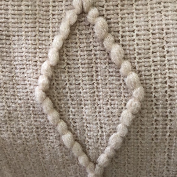 🐢Time and Tru Pullover Fringed Cable Knit turtle neck poncho sweater - Picture 13 of 13